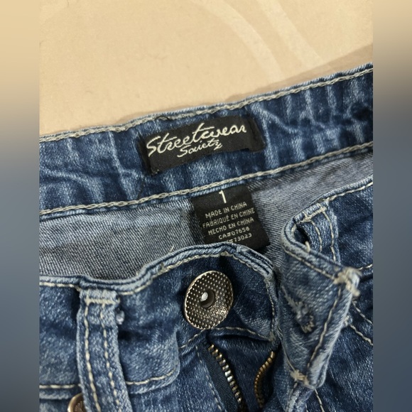 Streetwear shorts - Picture 2 of 3